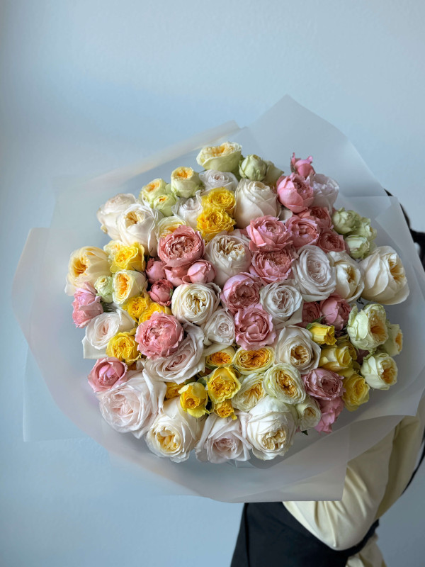 Букет XXL #109 из пионовидных роз