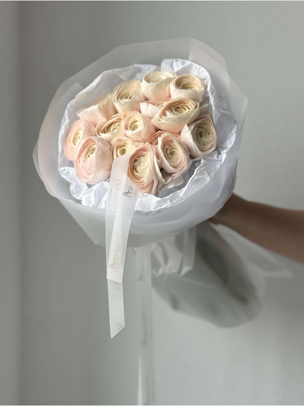 Букет #150 из ранункулюсов