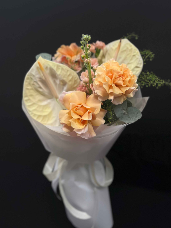 Букет #421 антуриум и маттиола