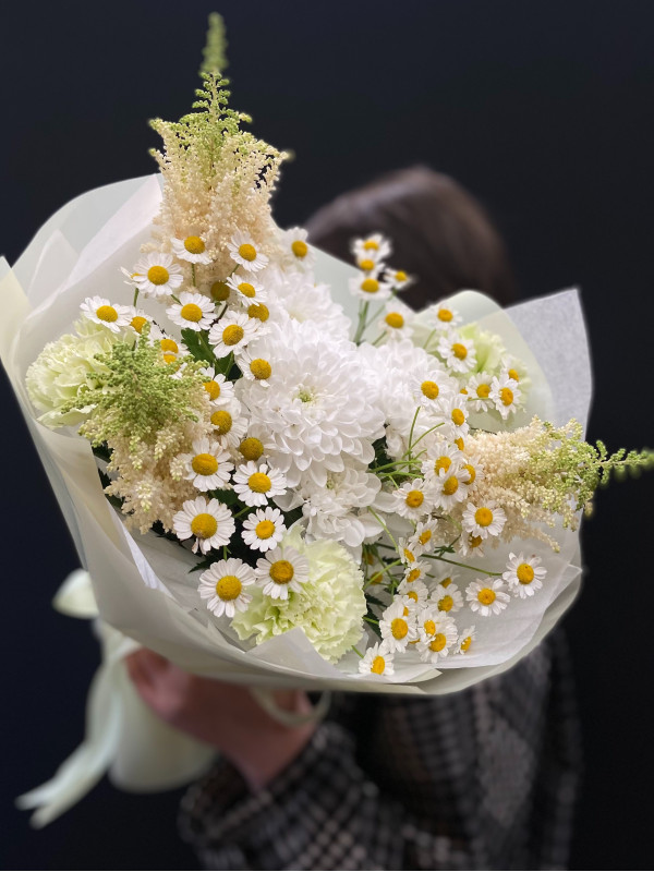 Букет #445 танацетум и астильба