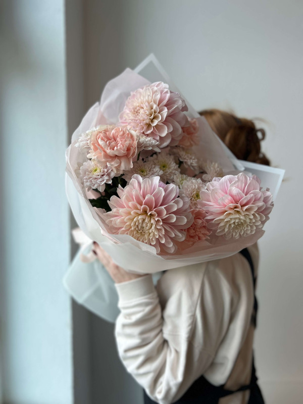 Букет #467 георгин и хризантема