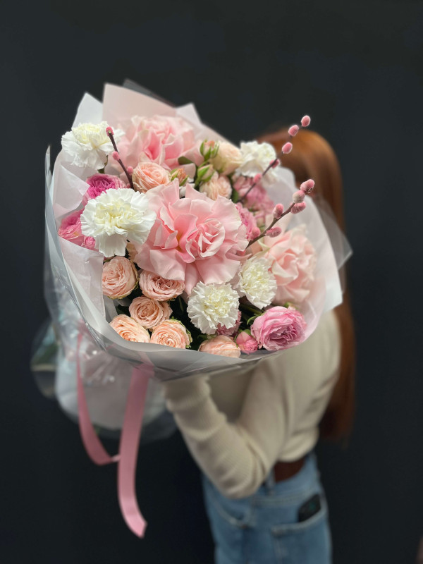 Букет #152 французская роза и вербные веточки