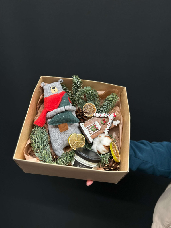 Новогодний бокс #96 с льняным медведем