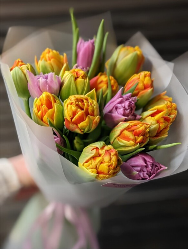 Букет #306 из пионовидных тюльпанов