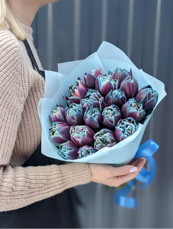 Букет #212 космические тюльпаны