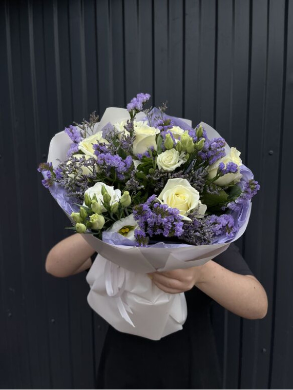 Букет #331 розы и статица