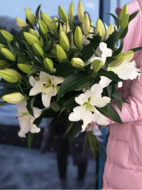 Букет #50 из лилий