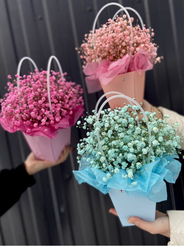 Композиция #52 из гипсофилы в сумочке