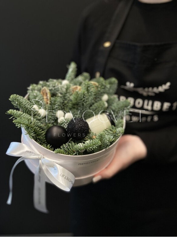 Новогодняя композиция со свечой #66