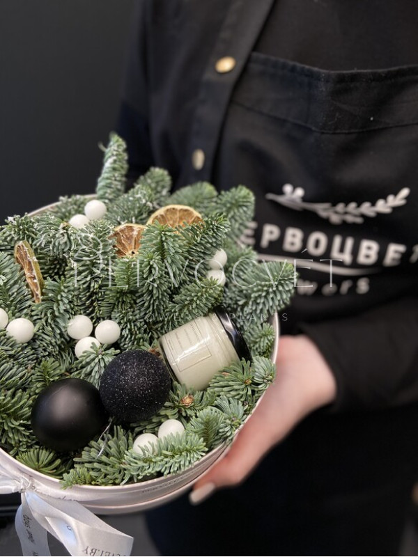 Новогодняя композиция со свечой #66