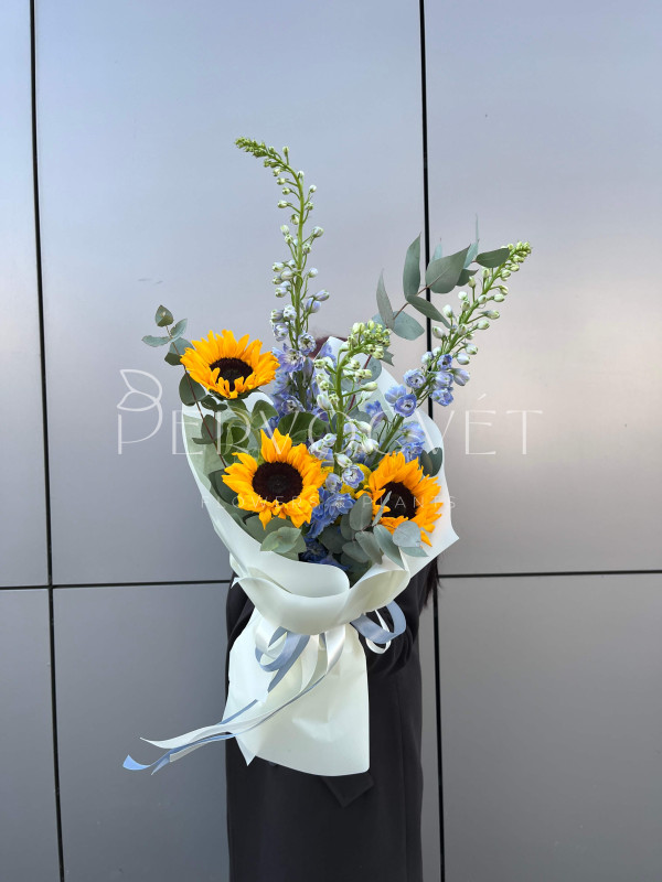 Букет #286 подсолнух и дельфиниум