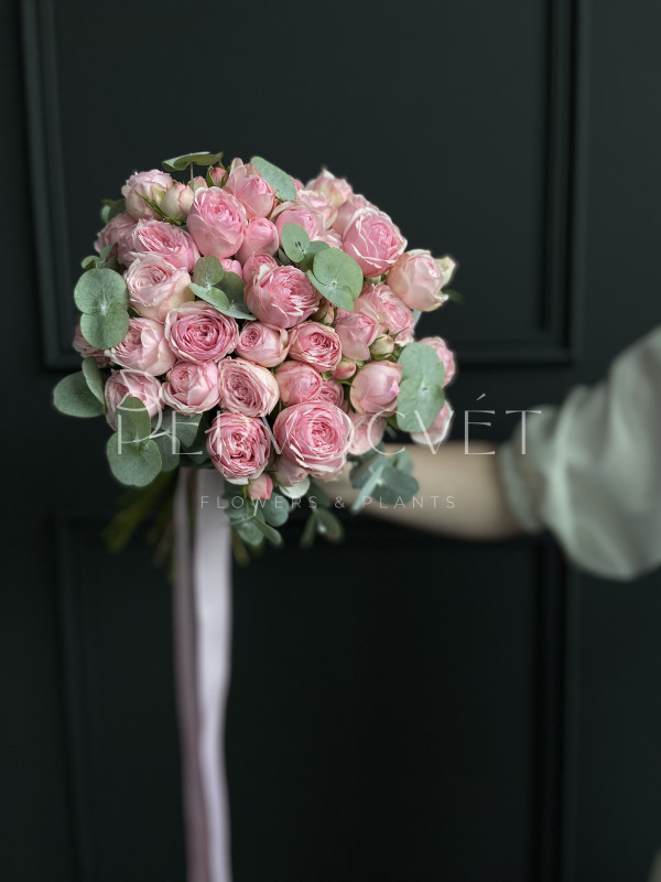 Букет невесты #35 пионовидные кустовые розы