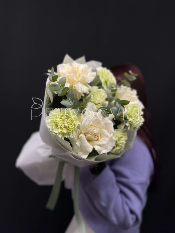 Букет #215 французская роза и диантус