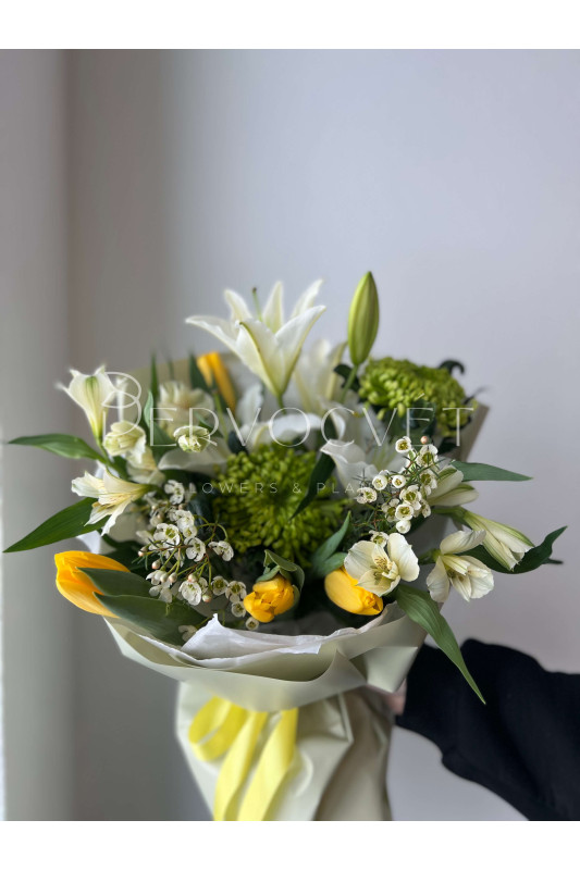 Букет #224 лилия и желтый тюльпан