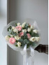 Букет #278 ранункулюс и белый тюльпан