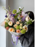 Букет XXL #285 маттиола, вибурнум, пионовидные розы