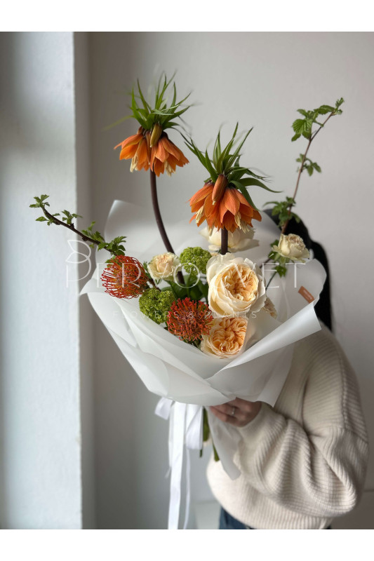 Садовый букет #46 фриттилярия и садовая роза
