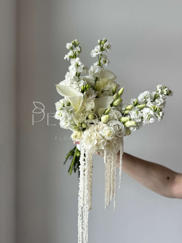 Букет невесты #10 каллы и амарант