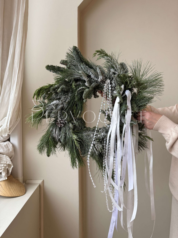 Новогодний венок #113 с белым декором