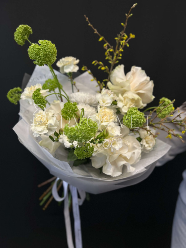 Букет #148 Весенний с веточками Форзиции