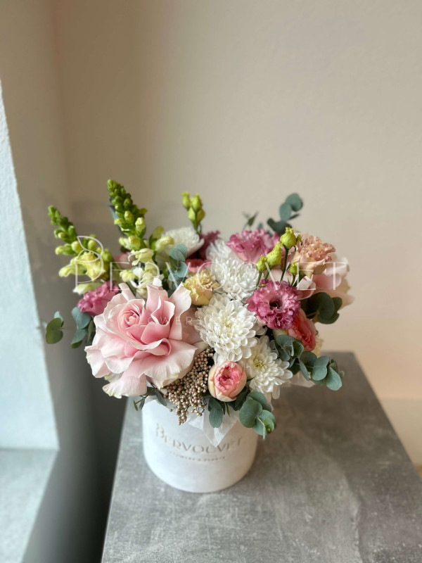 Композиция #7 с хризантемой и французская розой