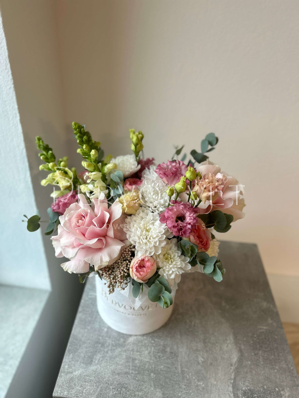 Композиция #7 с хризантемой и французская розой