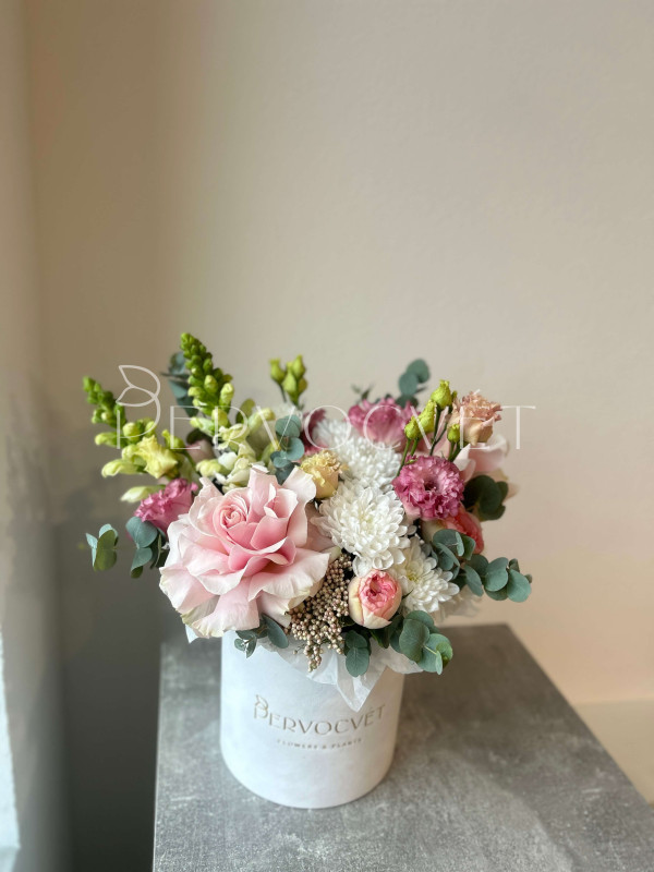 Композиция #7 с хризантемой и французская розой