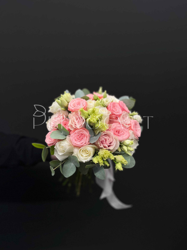 Букет невесты #38 розы и эустома