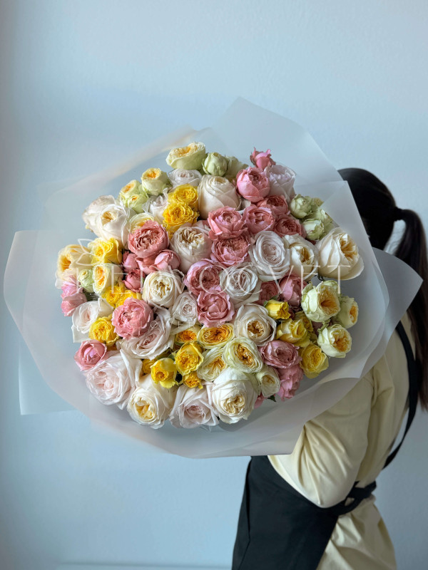 Букет XXL #109 из пионовидных роз