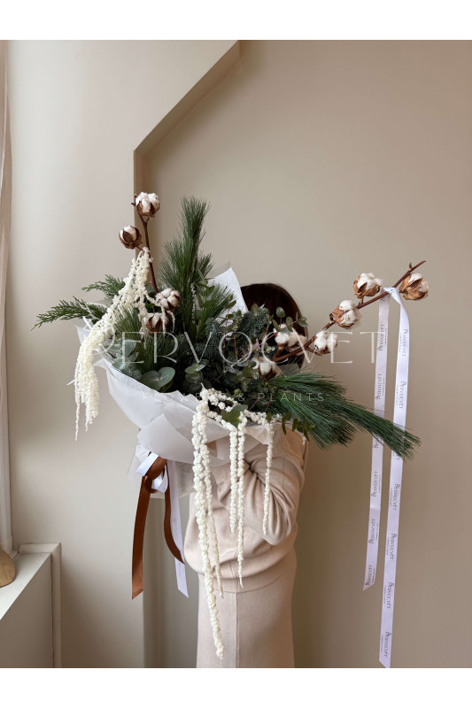 Зимний букет #115 хвоя, снежные ветви и хлопок