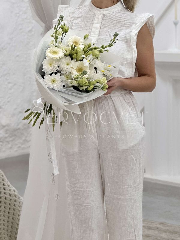 Букет #562 с герберой и белым ирисом