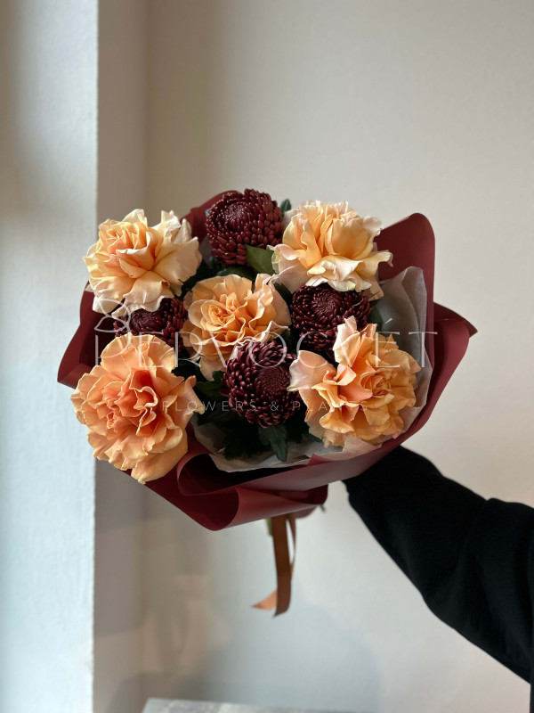 Букет #254 французская роза и хризантема Бигуди
