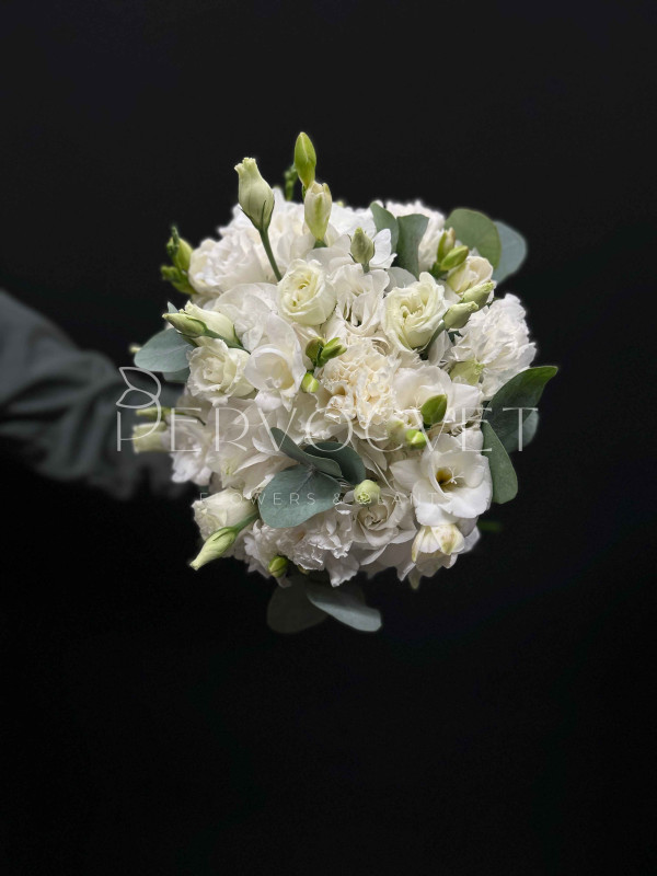 Букет невесты #48 гортензия, фрезия и эустома
