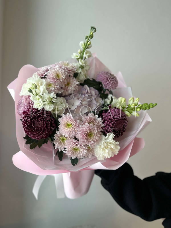 Букет #253 гортензия и хризантемы