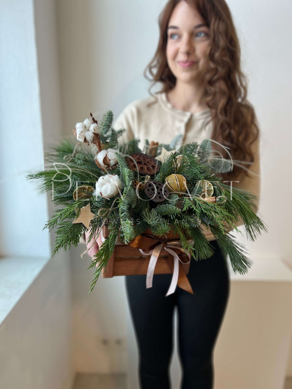 Новогодняя композиция #118 с декором из мандаринов и корицы