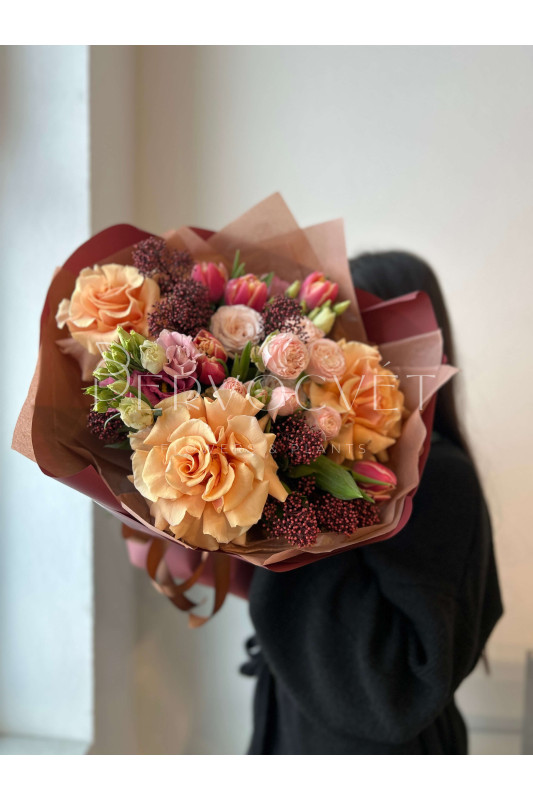 Букет #559 с тюльпанами сорта Колумбус