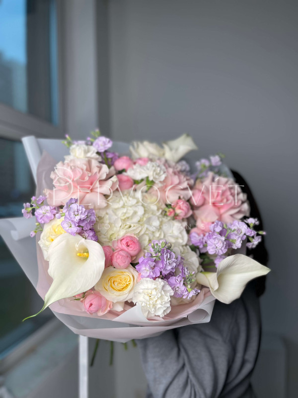 Букет XXL #269 гортензия, маттиола, каллы